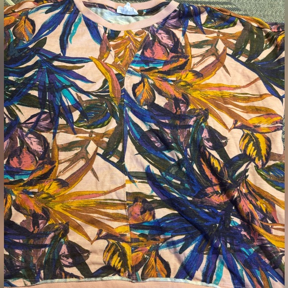 💘5 for $25 // Multicolor Tropical Print Top - Picture 4 of 12